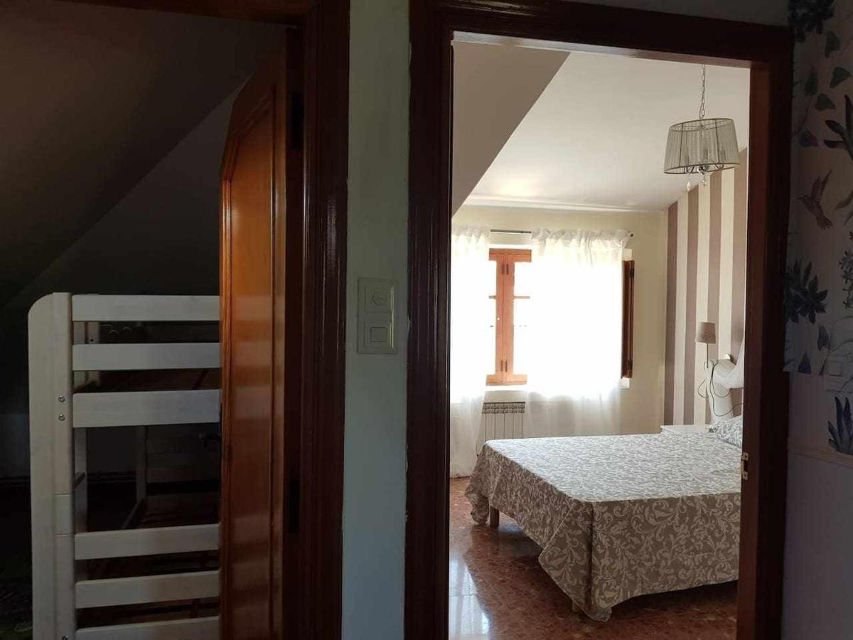 Con Piscina 12 Personas Hébergement de vacances Valladolid
